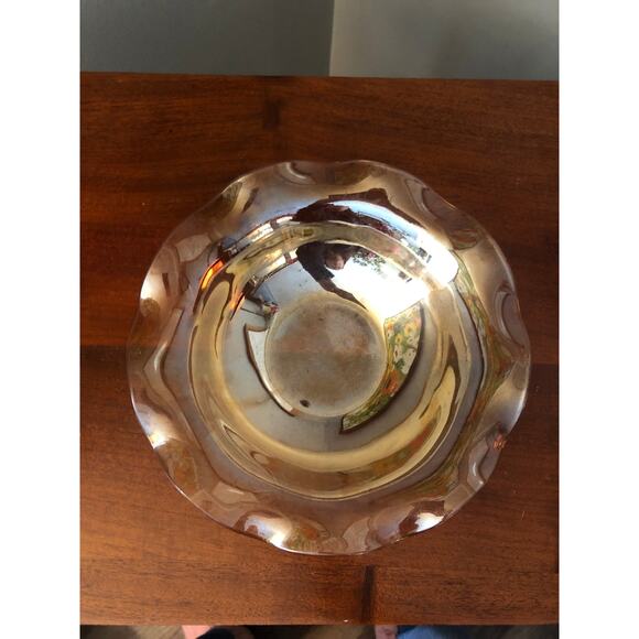 Vintage 1940's Golden Carnival Glass Ruffled Edge Bowl in the Daffodil Pattern - Picture 1 of 6